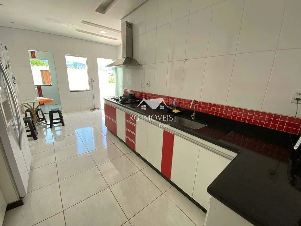 Casa, 3 quartos, 200 m² - Foto 12
