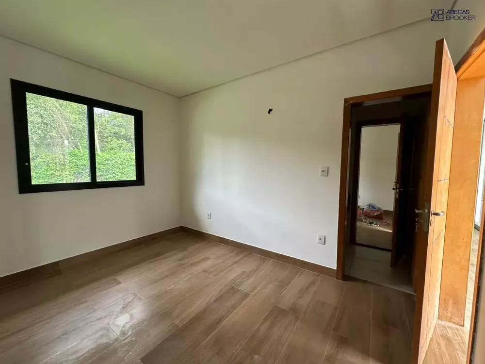 Casa, 3 quartos, 250 m² - Foto 3