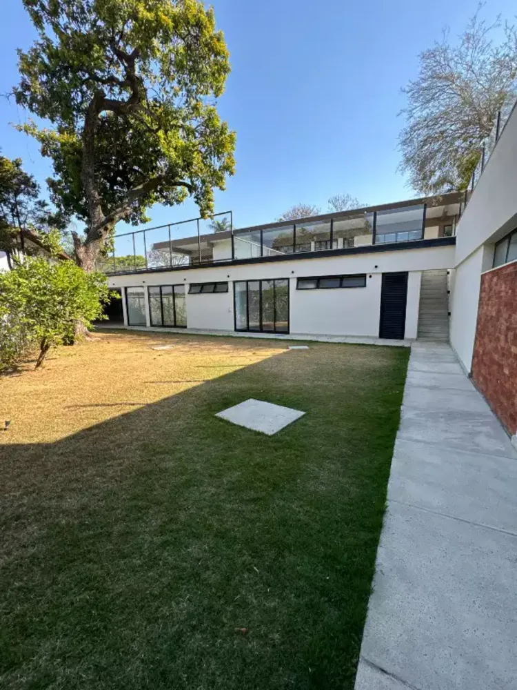 Casa, 7 quartos, 2300 m² - Foto 3