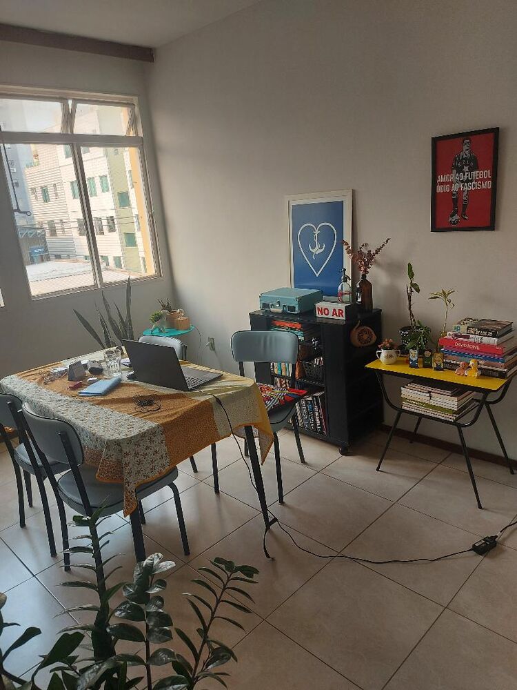 Apartamento à venda com 2 quartos, 80m² - Foto 2