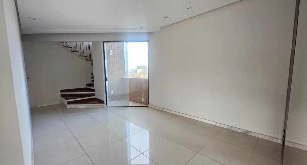 Cobertura, 3 quartos, 217 m² - Foto 1