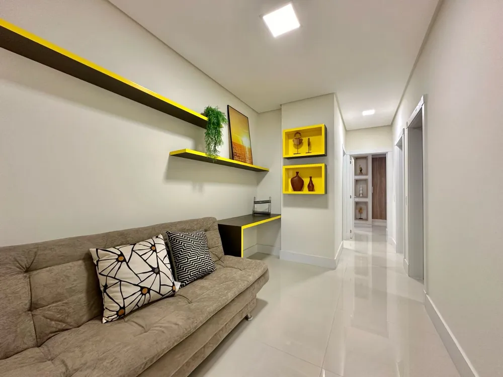 Apartamento, 3 quartos, 161 m² - Foto 1