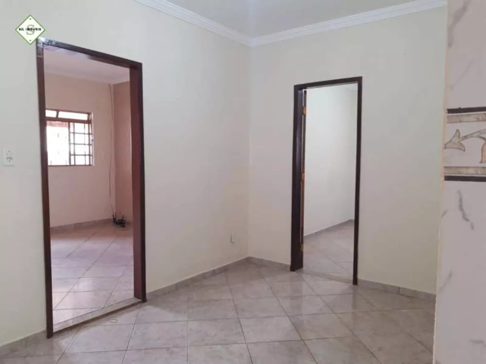 Casa à venda com 4 quartos, 120m² - Foto 4