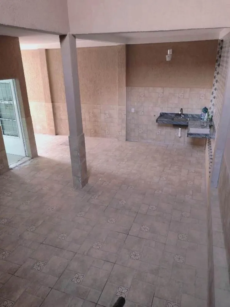 Casa, 1 quarto, 300 m² - Foto 3