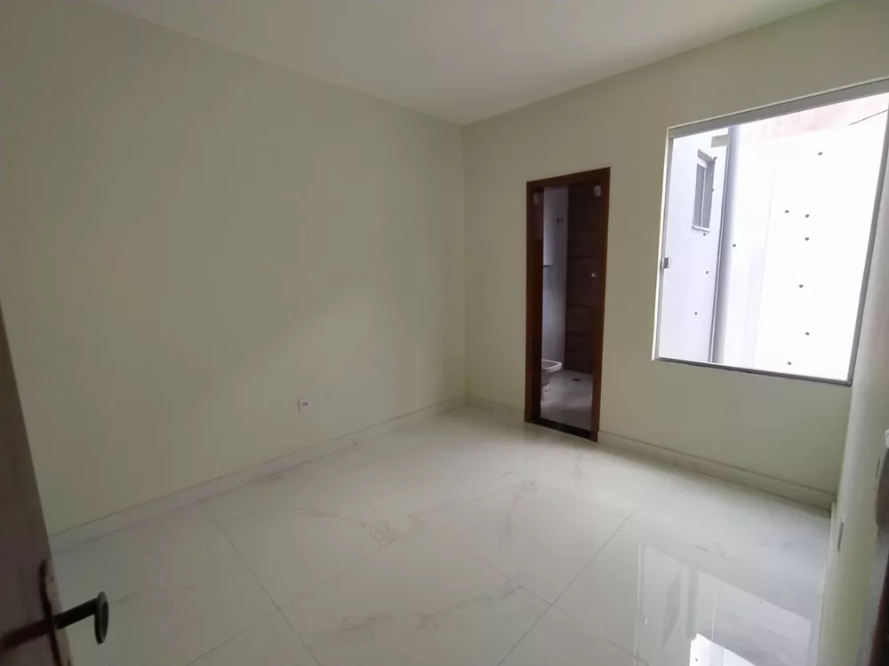 Casa à venda com 3 quartos, 110m² - Foto 6