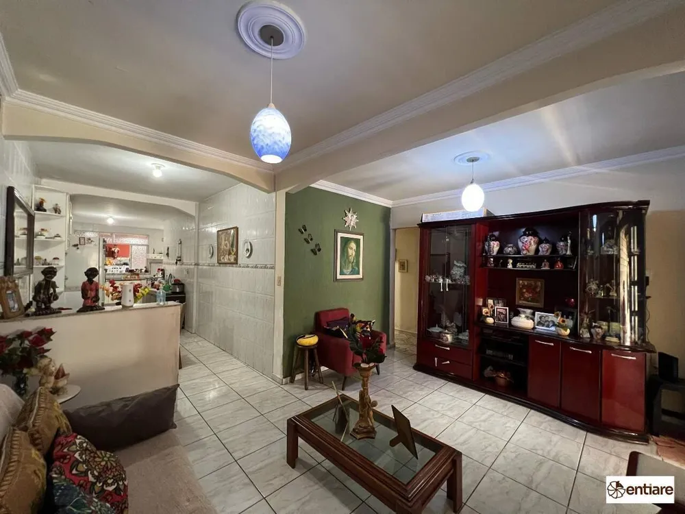Casa, 3 quartos, 220 m² - Foto 3