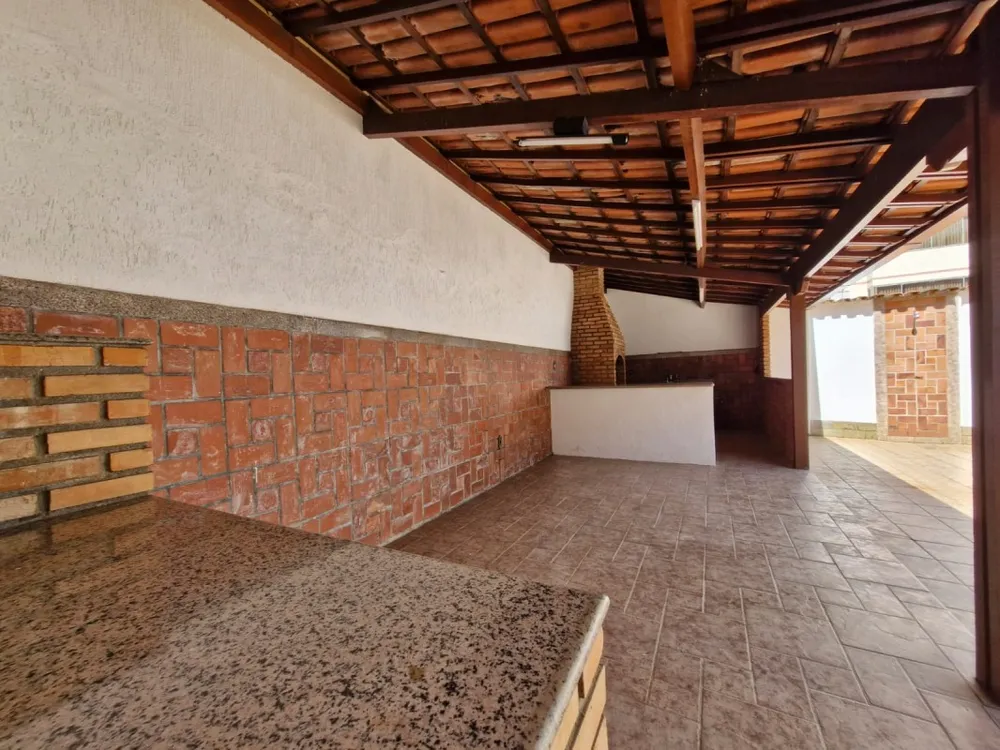 Casa, 4 quartos, 250 m² - Foto 3