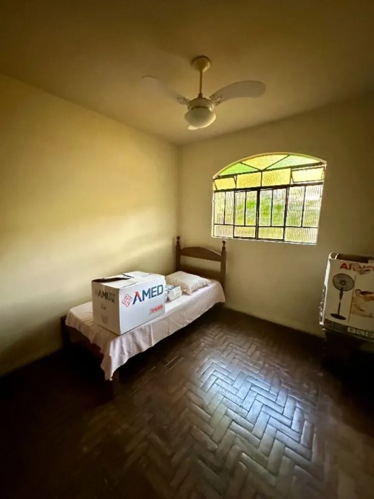 Casa, 3 quartos, 228 m² - Foto 1