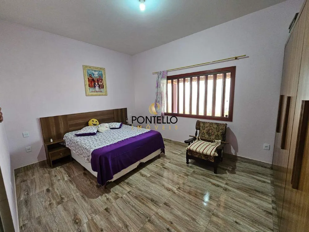 Chácara, 2 quartos, 1067 m² - Foto 4