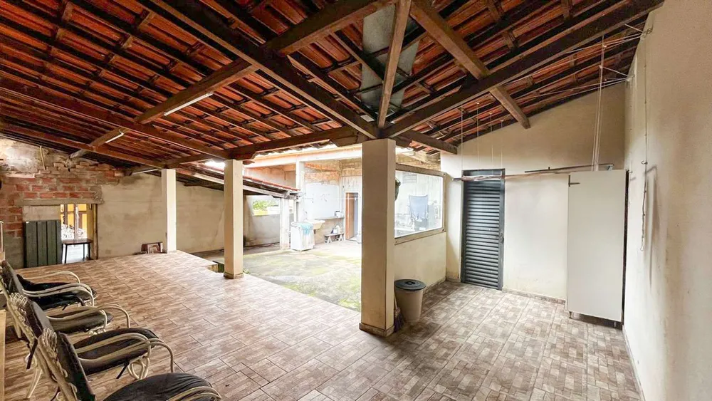 Casa, 4 quartos, 300 m² - Foto 1