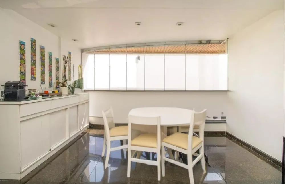 Cobertura, 3 quartos, 193 m² - Foto 1