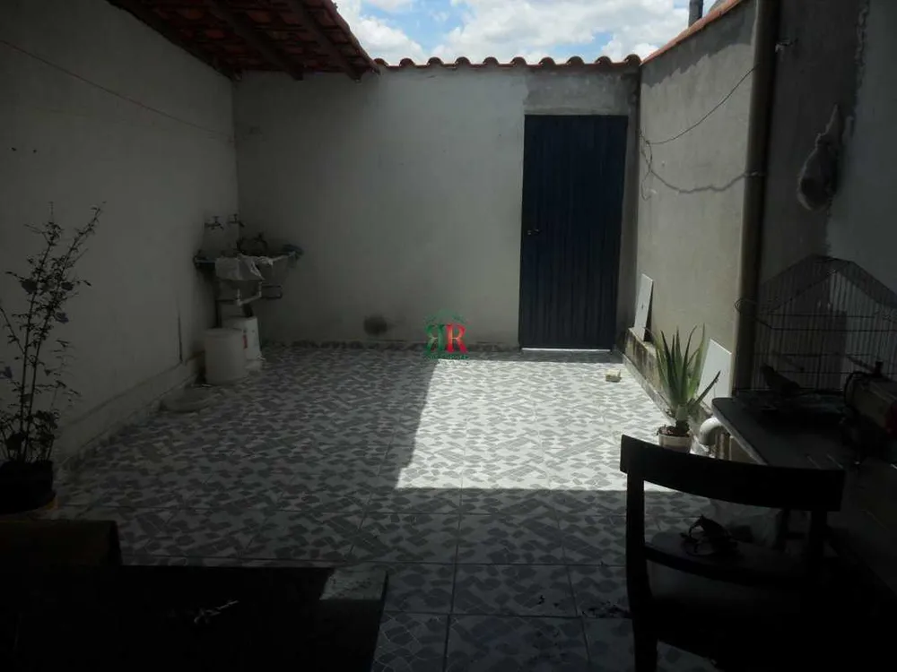 Casa, 1 quarto, 200 m² - Foto 1