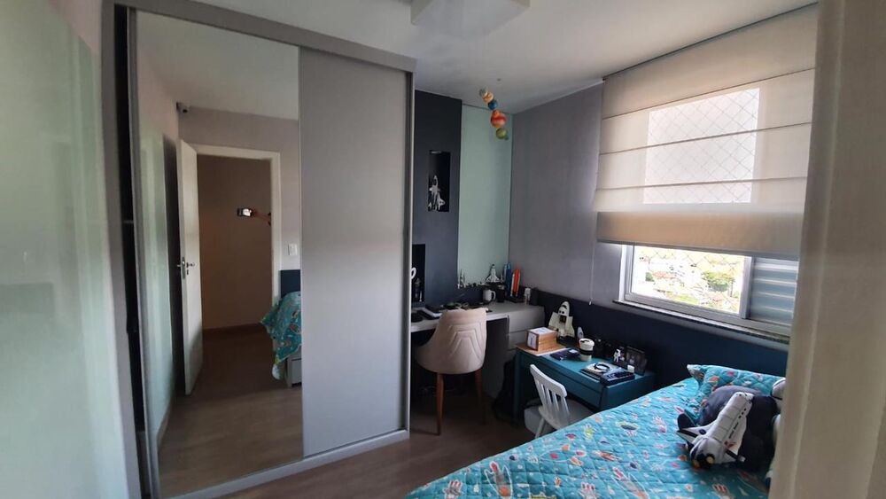 Apartamento à venda com 4 quartos, 137m² - Foto 3
