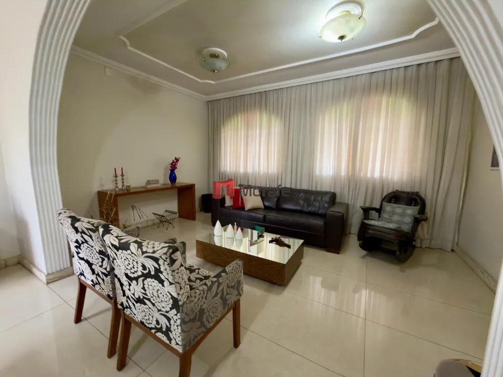 Casa, 3 quartos, 300 m² - Foto 1