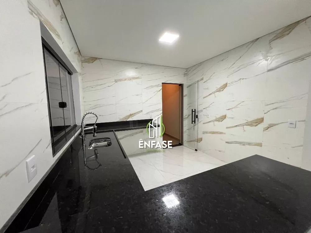 Casa à venda com 3 quartos, 360m² - Foto 9