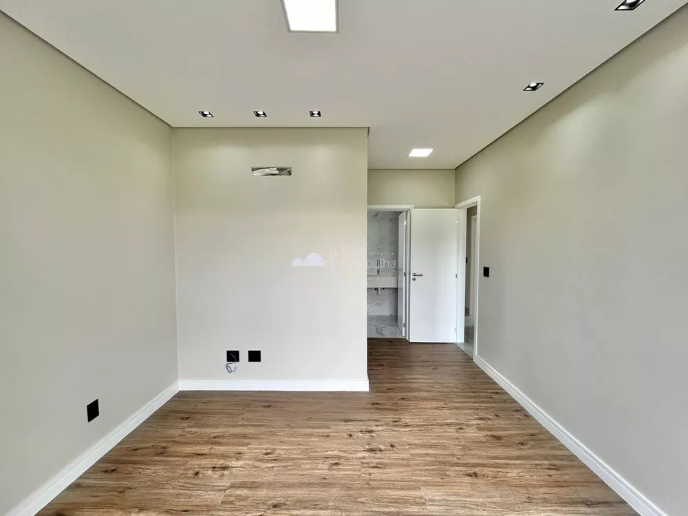 Casa à venda com 4 quartos, 405m² - Foto 16