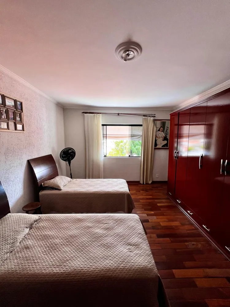 Casa, 3 quartos, 300 m² - Foto 14