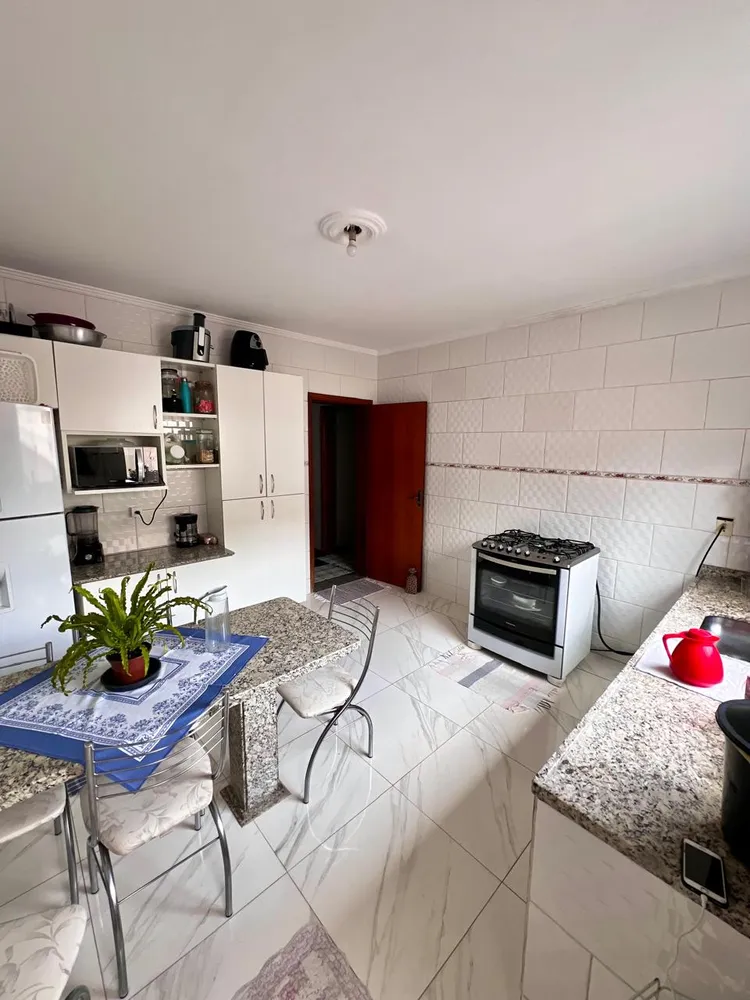 Casa, 3 quartos, 300 m² - Foto 2