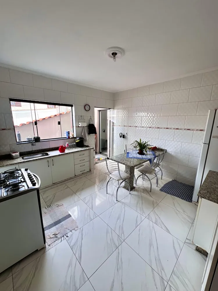 Casa, 3 quartos, 300 m² - Foto 19