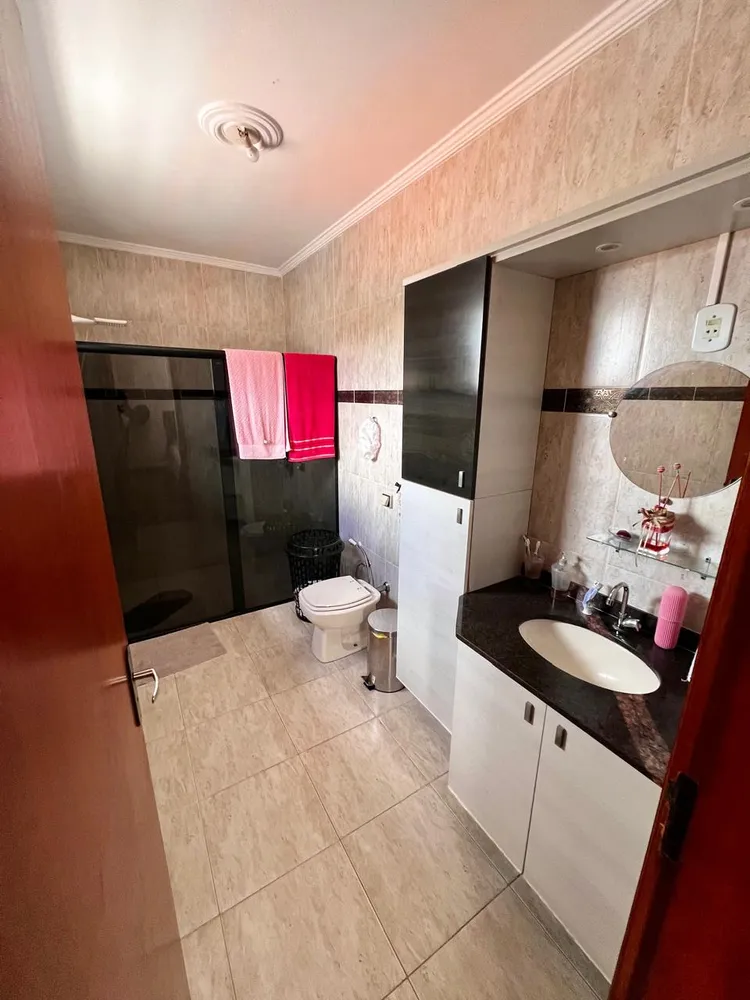 Casa, 3 quartos, 300 m² - Foto 13