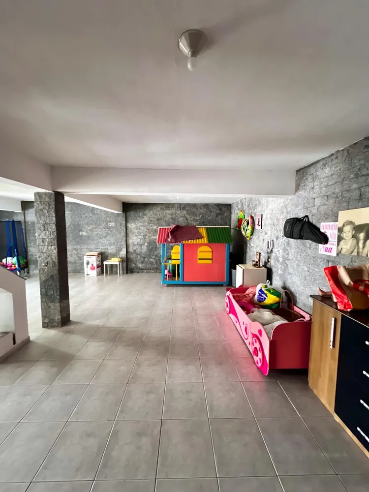 Casa, 3 quartos, 300 m² - Foto 10