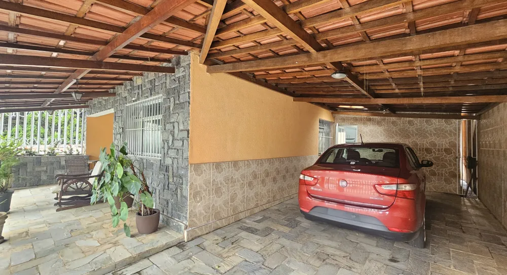 Casa, 3 quartos, 239 m² - Foto 1