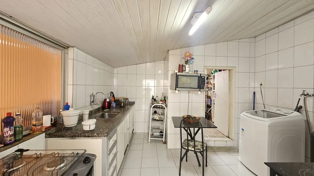 Casa, 3 quartos, 239 m² - Foto 9