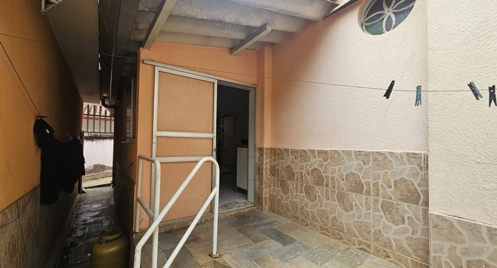 Casa, 3 quartos, 239 m² - Foto 8