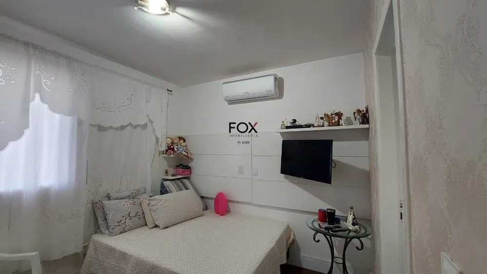 Casa, 4 quartos, 177 m² - Foto 1