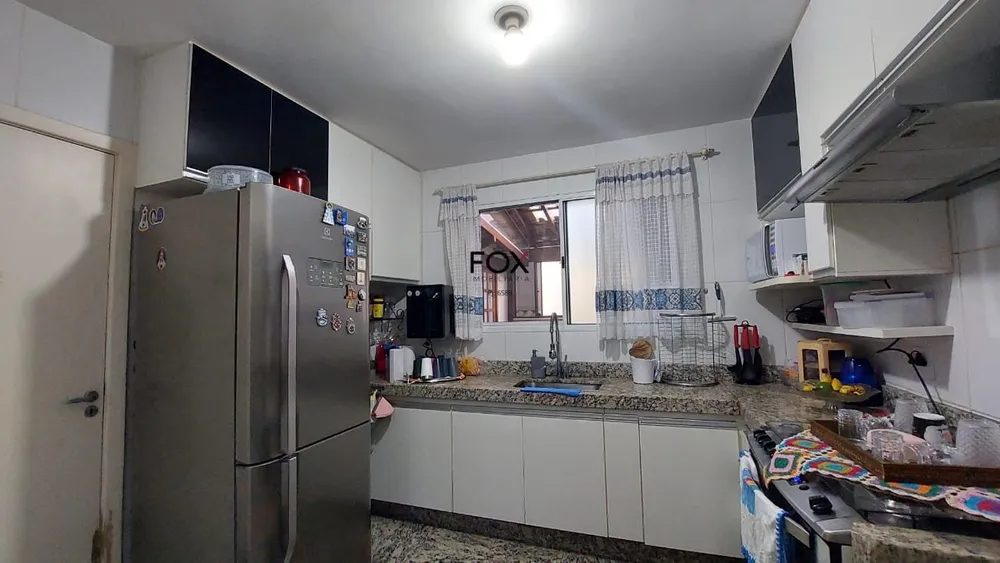 Casa, 4 quartos, 177 m² - Foto 2