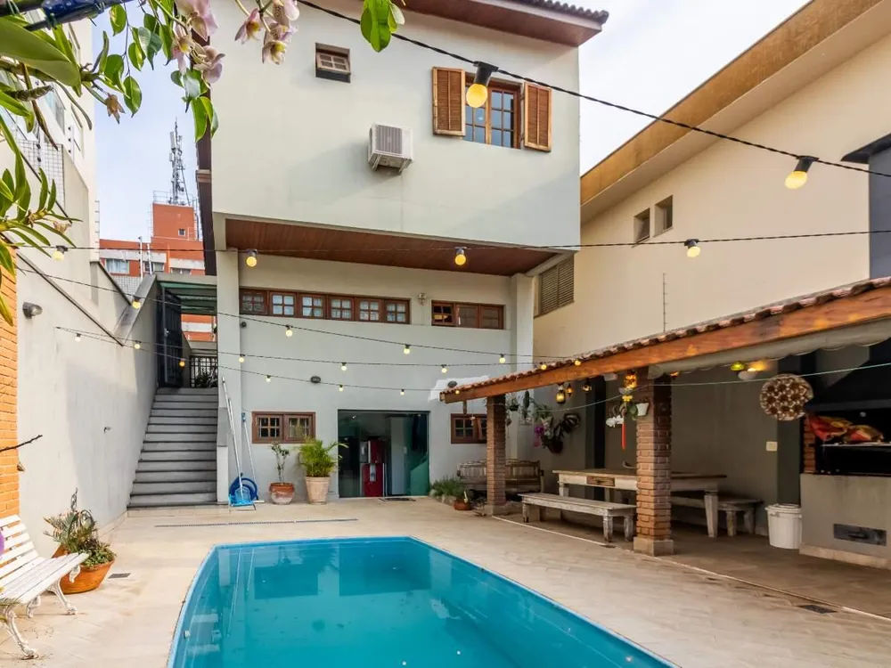 Casa, 4 quartos, 231 m² - Foto 2