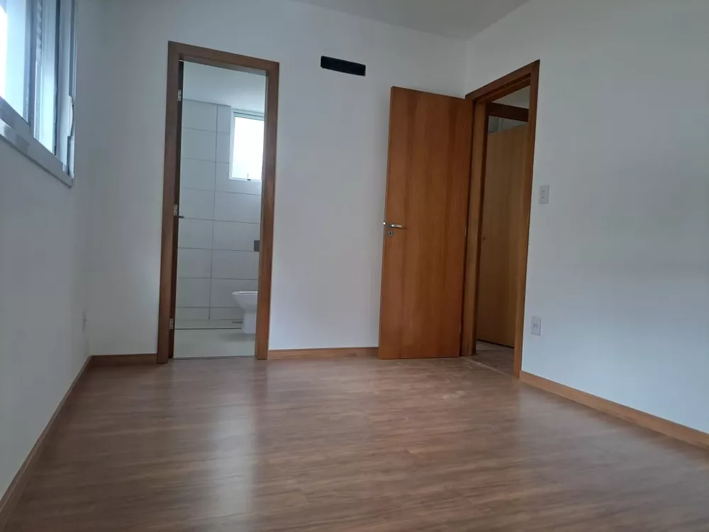 Apartamento à venda com 3 quartos, 80m² - Foto 11