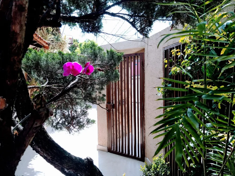 Casa, 4 quartos, 180 m² - Foto 1