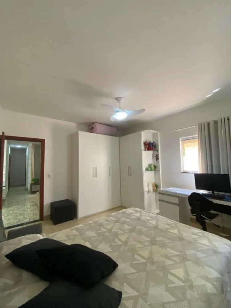 Casa, 3 quartos, 286 m² - Foto 4