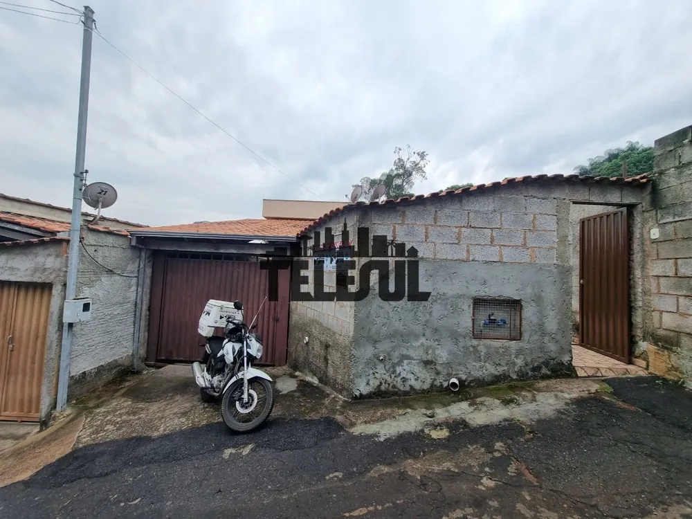 Casa, 2 quartos, 200 m² - Foto 1