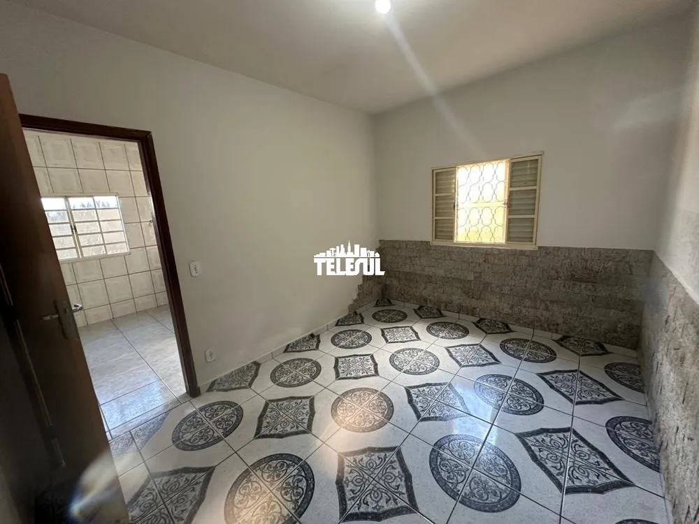 Casa, 2 quartos, 200 m² - Foto 4