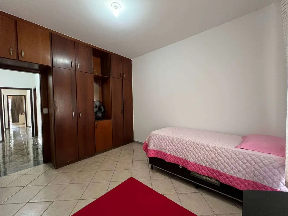Casa, 6 quartos, 300 m² - Foto 8