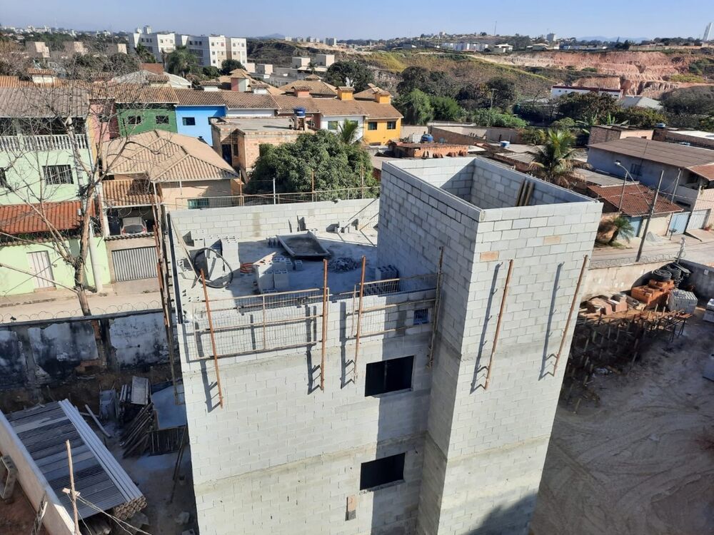 Apartamento à venda com 2 quartos, 44m² - Foto 4