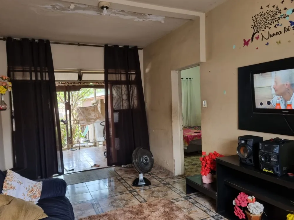 Casa, 2 quartos, 360 m² - Foto 1
