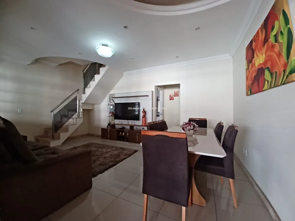 Casa, 3 quartos, 163 m² - Foto 1