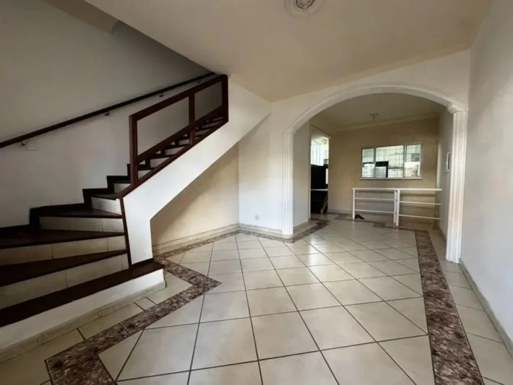Casa, 3 quartos, 126 m² - Foto 1