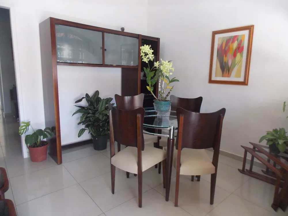 Casa, 6 quartos, 197 m² - Foto 3