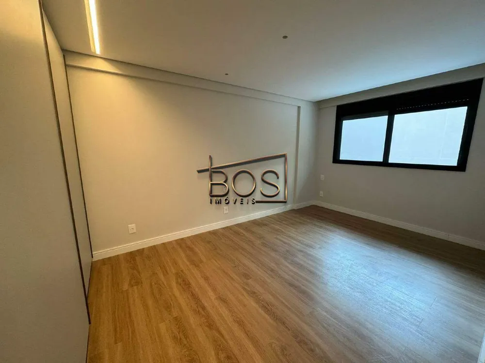 Apartamento, 3 quartos, 140 m² - Foto 4
