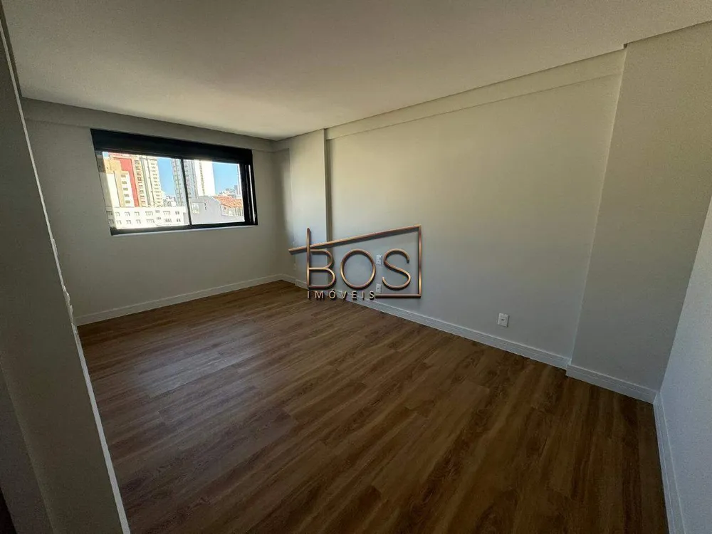Apartamento, 3 quartos, 140 m² - Foto 3