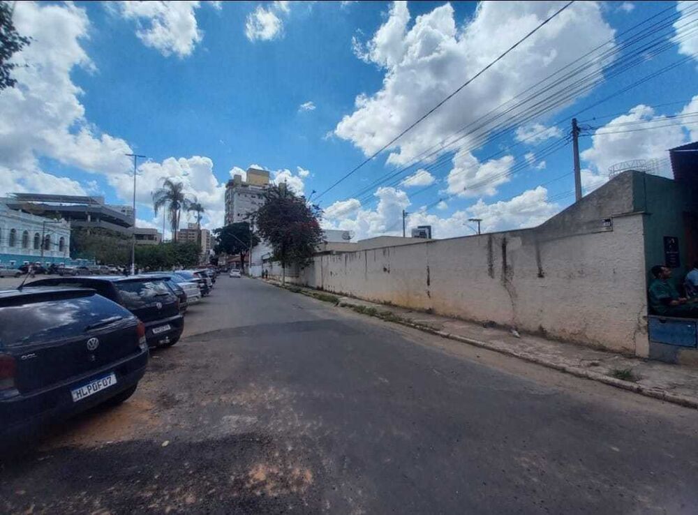Terreno à venda, 790m² - Foto 1