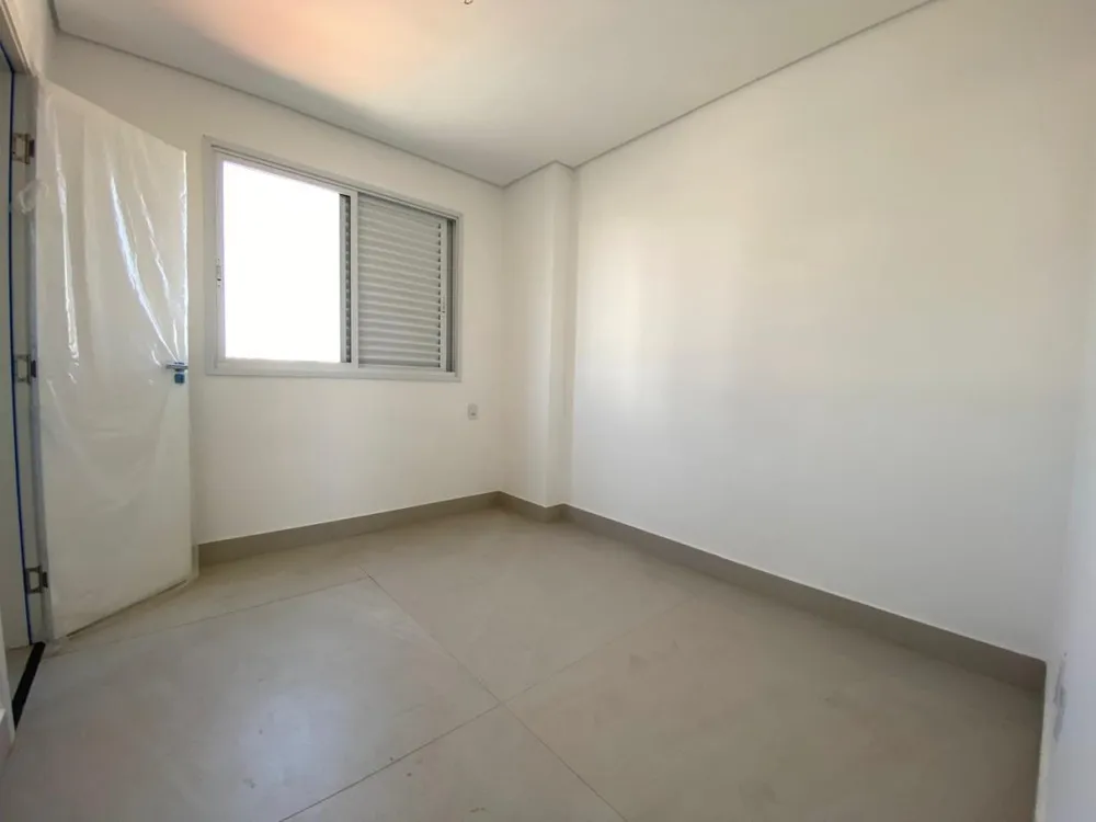Cobertura, 3 quartos, 206 m² - Foto 2