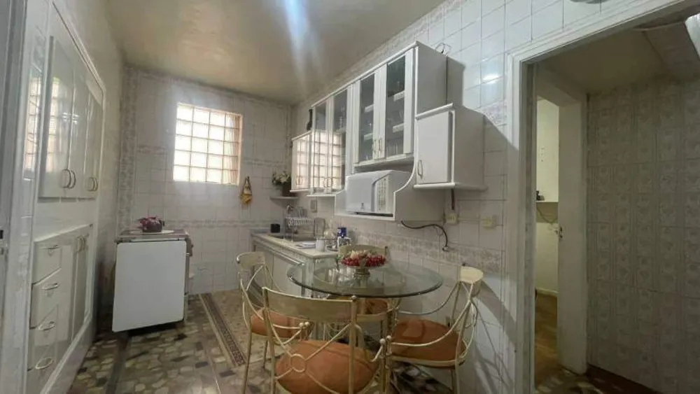 Apartamento, 4 quartos, 218 m² - Foto 2