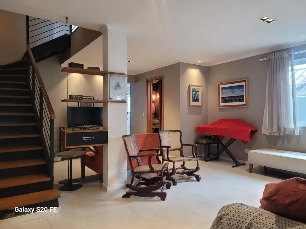 Casa, 3 quartos, 180 m² - Foto 1