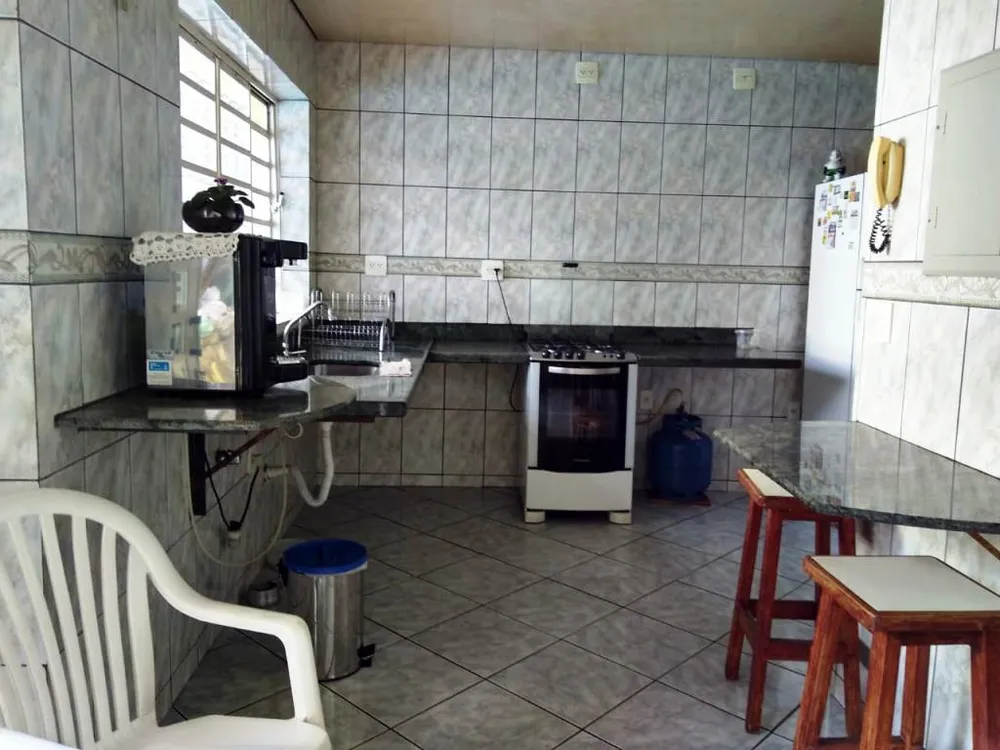 Casa, 4 quartos, 269 m² - Foto 3