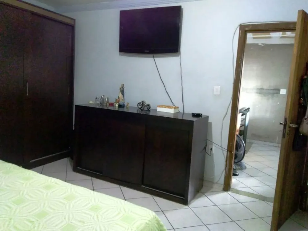 Casa, 4 quartos, 269 m² - Foto 4